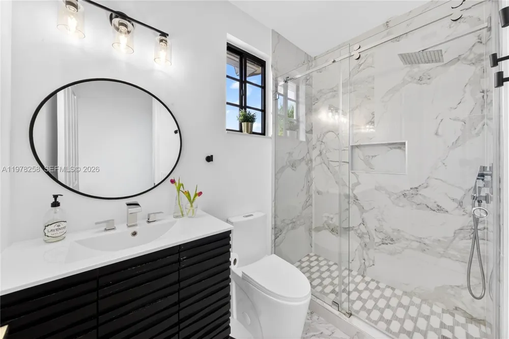 1506 Passion Vine Cir #23-3 Weston, FL 33326