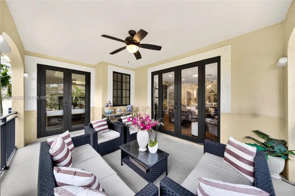 1506 Passion Vine Cir #23-3 Weston, FL 33326