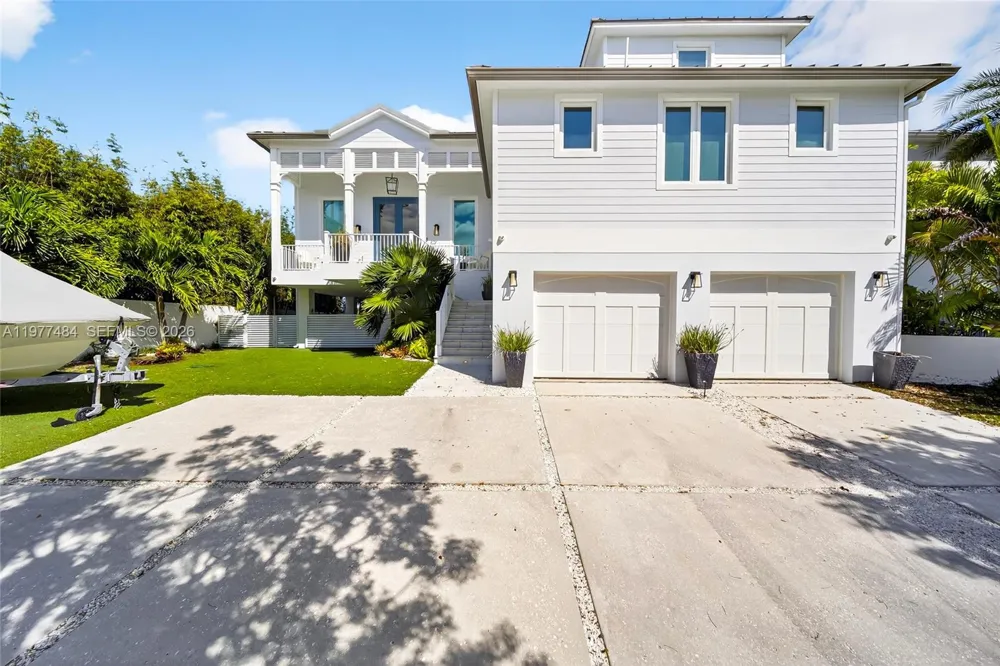 146 Mockingbird Rd Tavernier, FL 33070