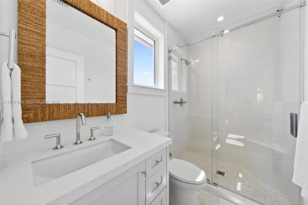 146 Mockingbird Rd Tavernier, FL 33070