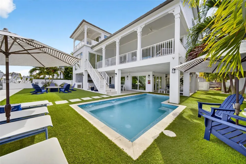 146 Mockingbird Rd Tavernier, FL 33070