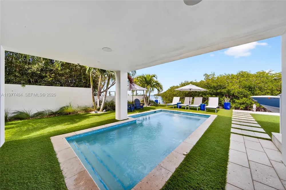 146 Mockingbird Rd Tavernier, FL 33070