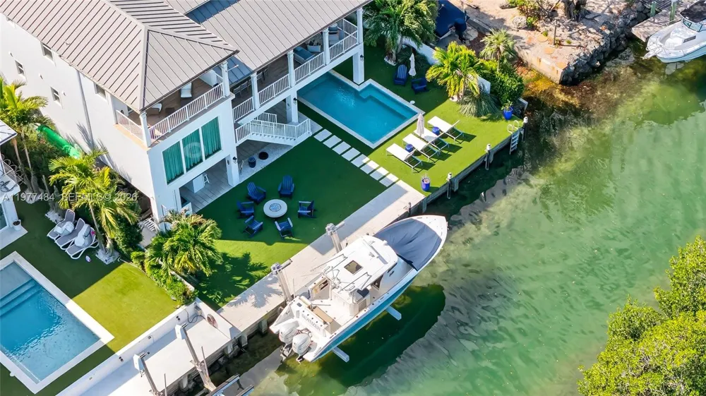 146 Mockingbird Rd Tavernier, FL 33070