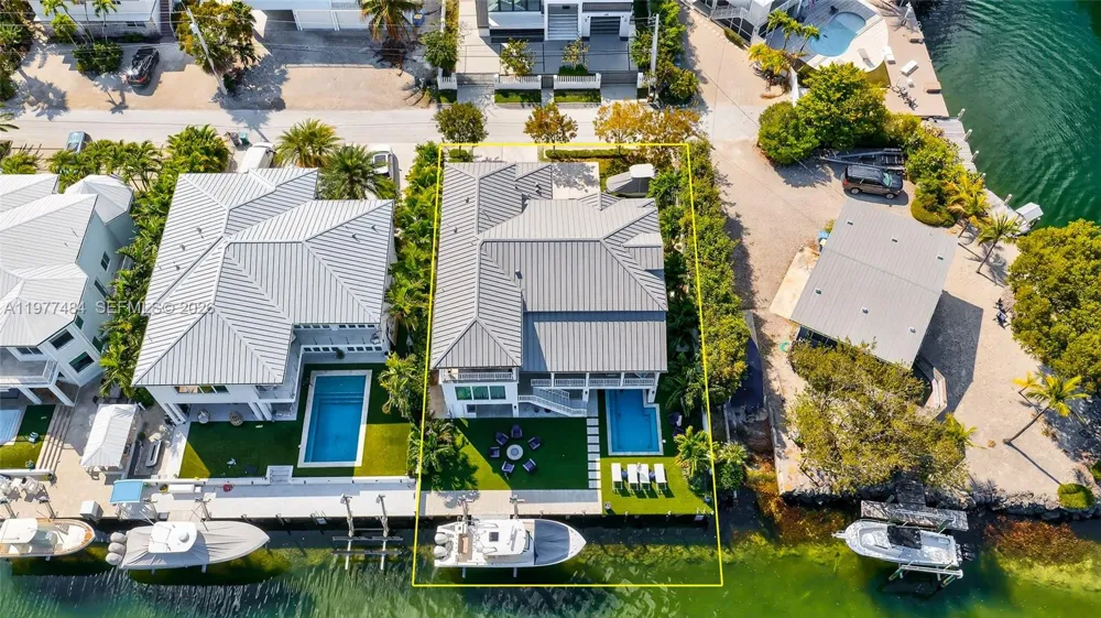 146 Mockingbird Rd Tavernier, FL 33070
