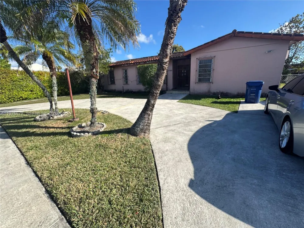10730 SW 66th Dr Miami, FL 33173