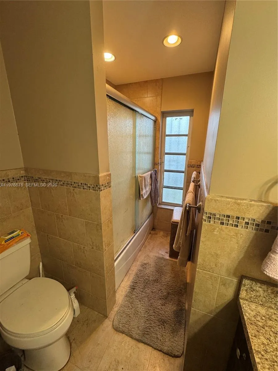 10730 SW 66th Dr Miami, FL 33173