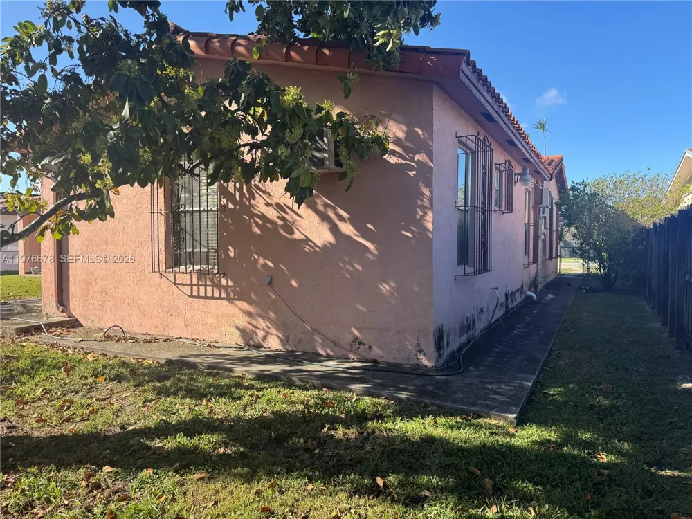 10730 SW 66th Dr Miami, FL 33173