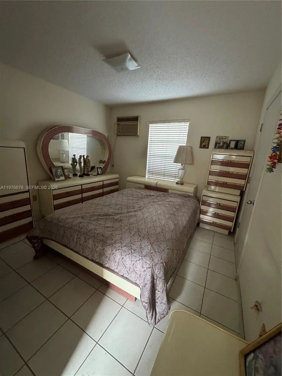 10730 SW 66th Dr Miami, FL 33173