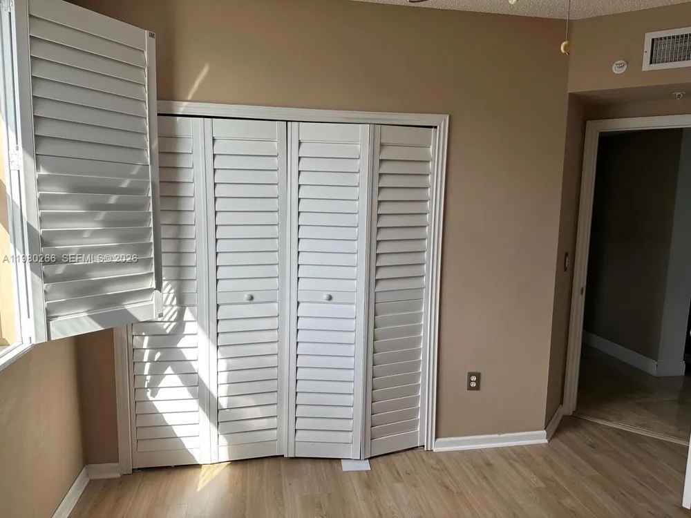 17100 Bay Rd #1904 Sunny Isles Beach, FL 33160