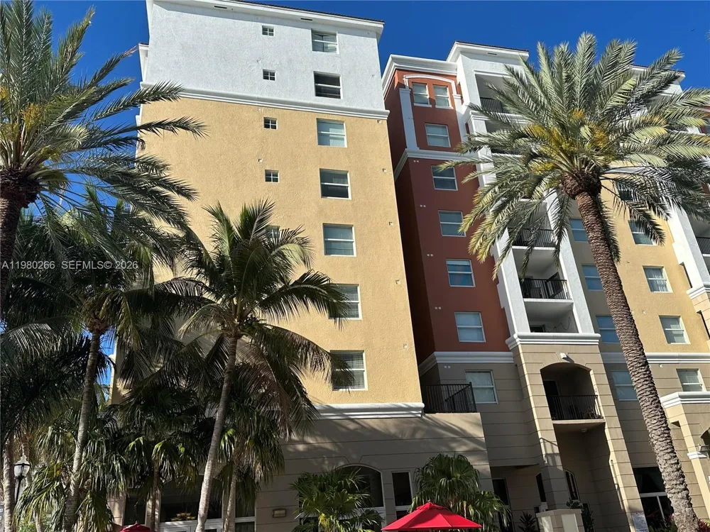 17100 Bay Rd #1904 Sunny Isles Beach, FL 33160