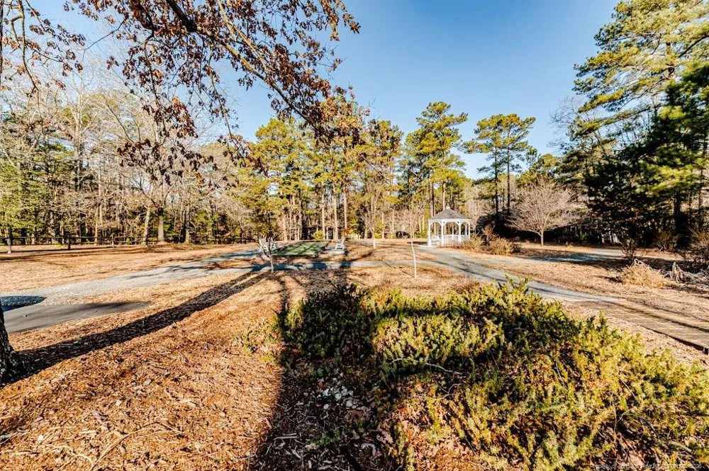 2027 Long Point Trail Sanford, NC 27332