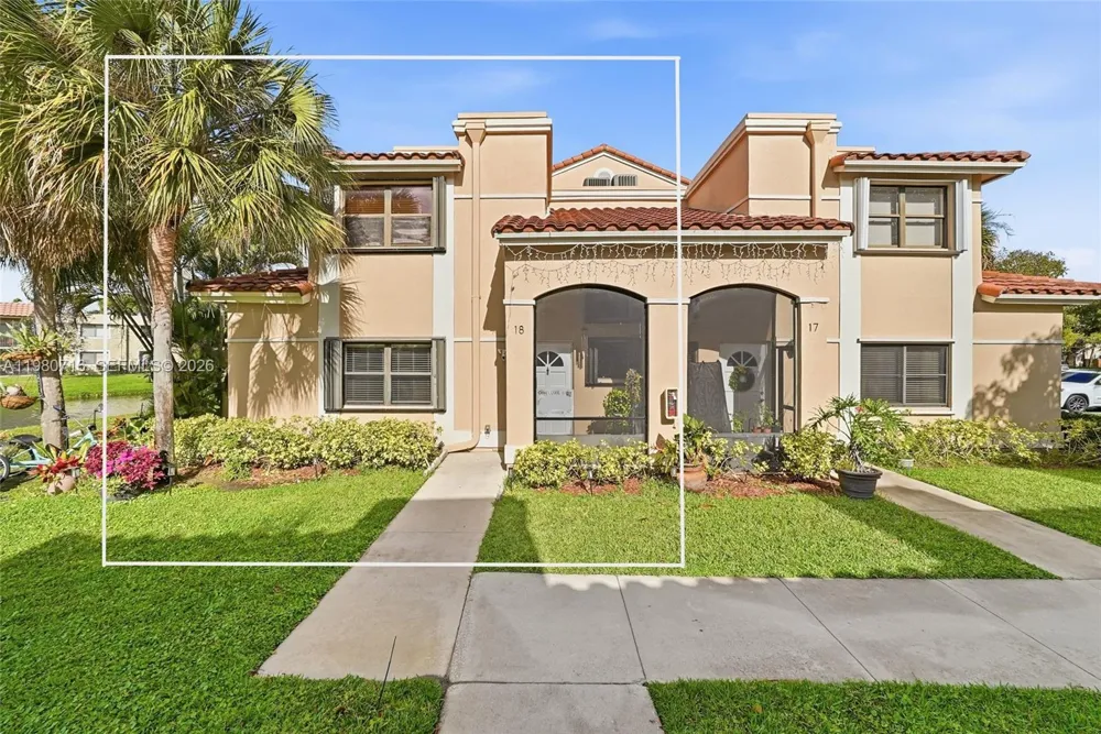 567 Racquet Club Rd #18 Weston, FL 33326