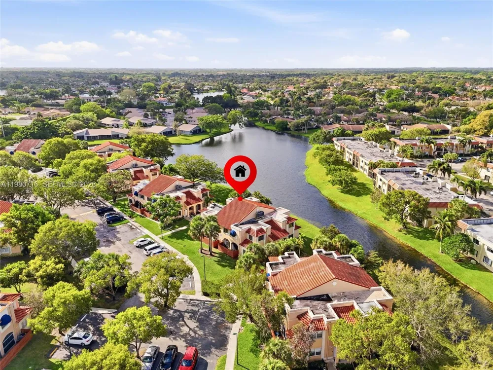 567 Racquet Club Rd #18 Weston, FL 33326
