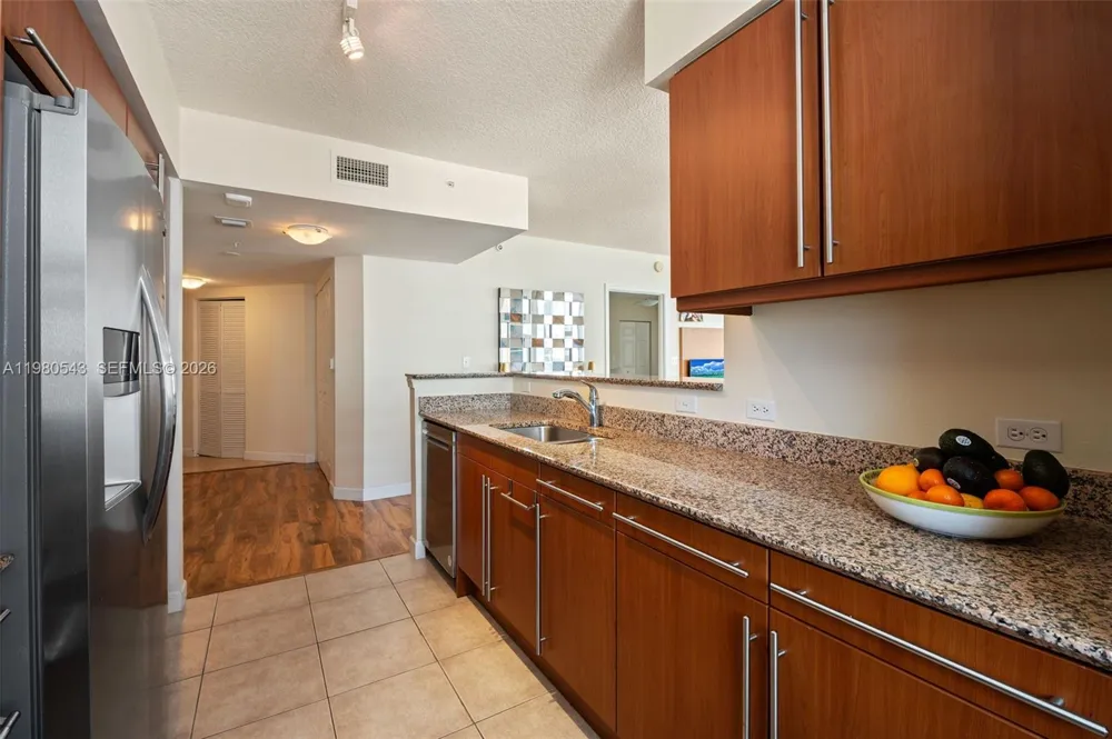 2080 S Ocean Dr #1402 Hallandale Beach, FL 33009