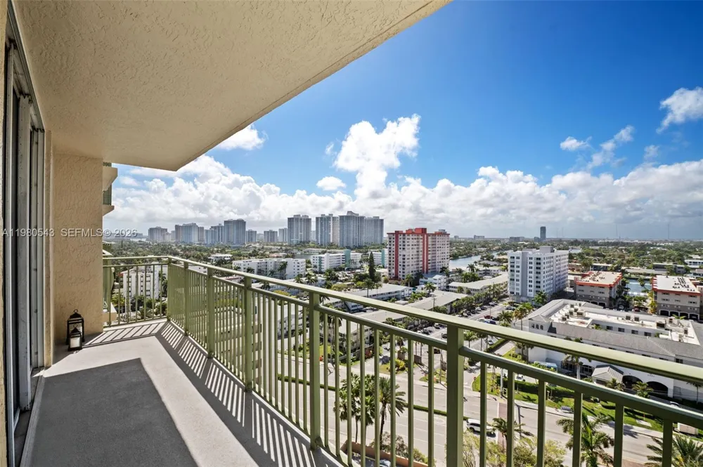 2080 S Ocean Dr #1402 Hallandale Beach, FL 33009