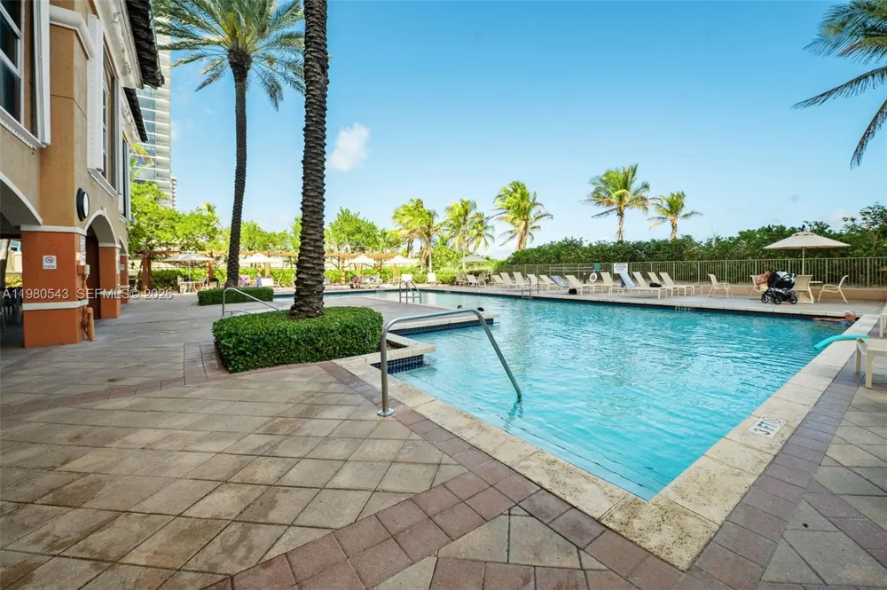 2080 S Ocean Dr #1402 Hallandale Beach, FL 33009