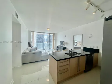 1111 SW 1st Ave #3223