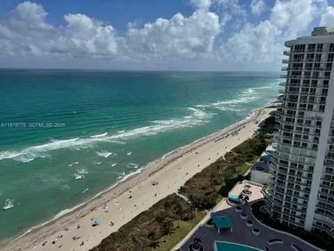 16699 Collins Ave #2710