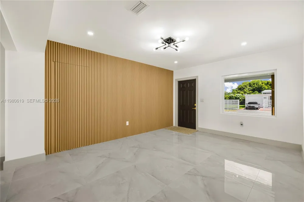 5410 SW 2nd Coral Gables, FL 33134