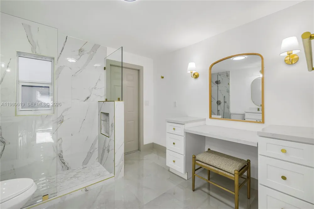 5410 SW 2nd Coral Gables, FL 33134