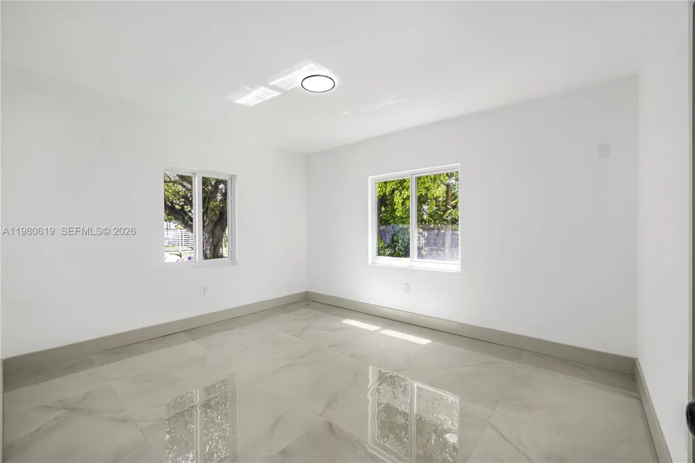 5410 SW 2nd Coral Gables, FL 33134