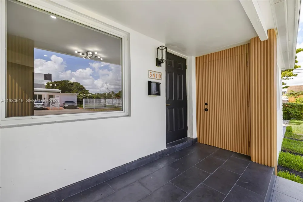 5410 SW 2nd Coral Gables, FL 33134