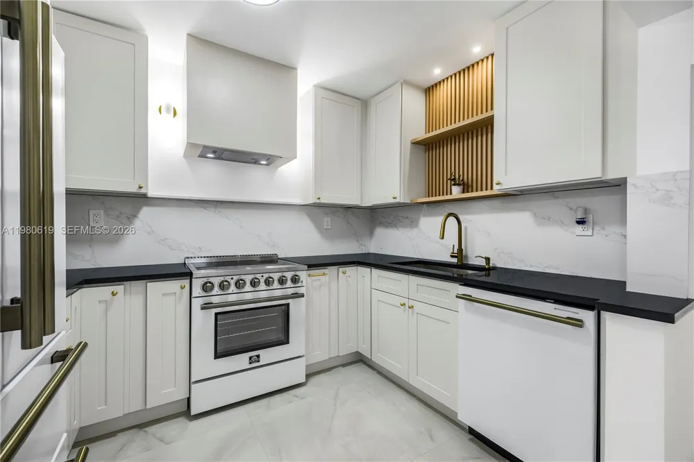 5410 SW 2nd Coral Gables, FL 33134
