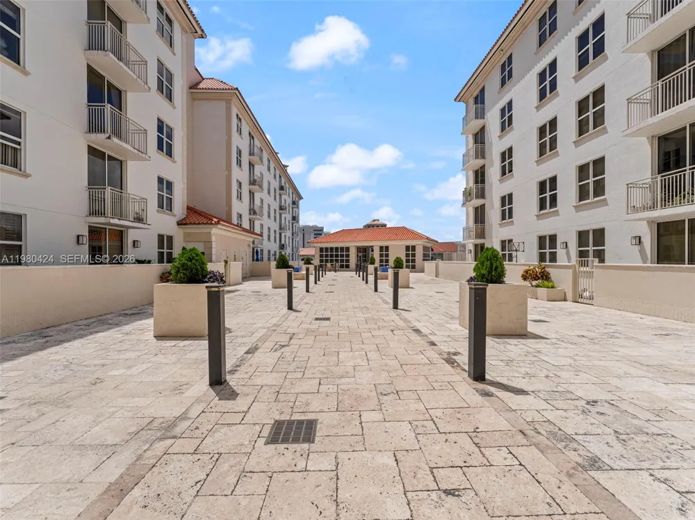 2030 S Douglas Rd #610 Coral Gables, FL 33134