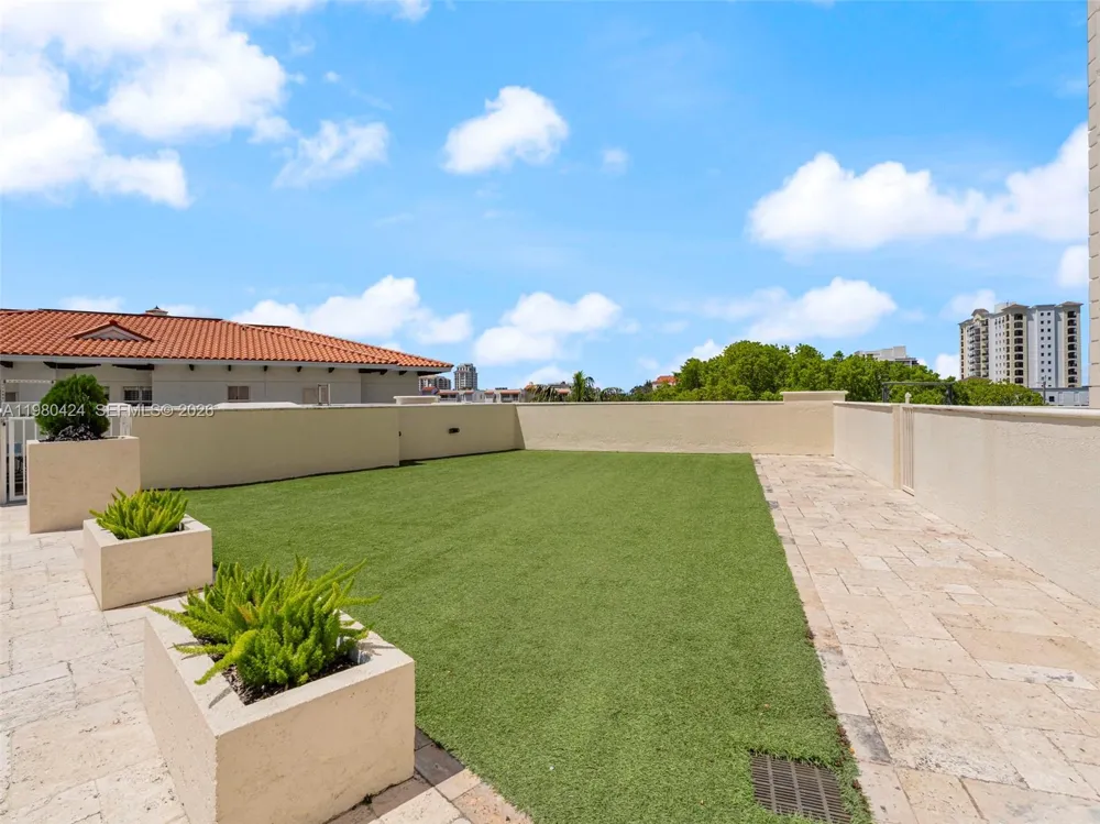 2030 S Douglas Rd #610 Coral Gables, FL 33134