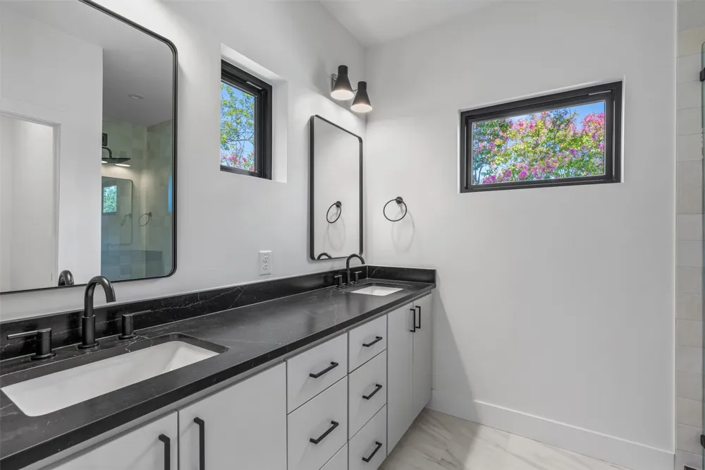 1402 Beckett Street #1B Austin, TX 78757