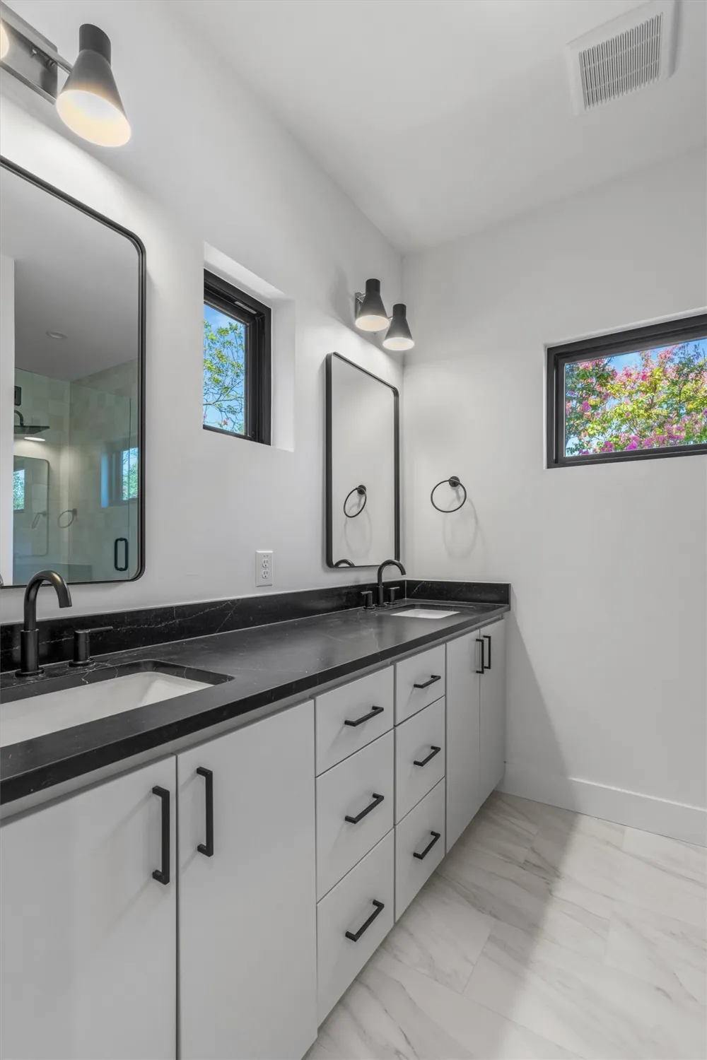 1402 Beckett Street #1B Austin, TX 78757