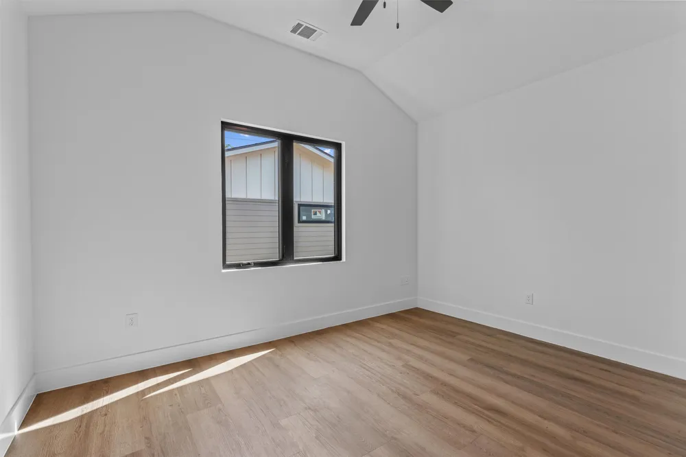 1402 Beckett Street #1B Austin, TX 78757