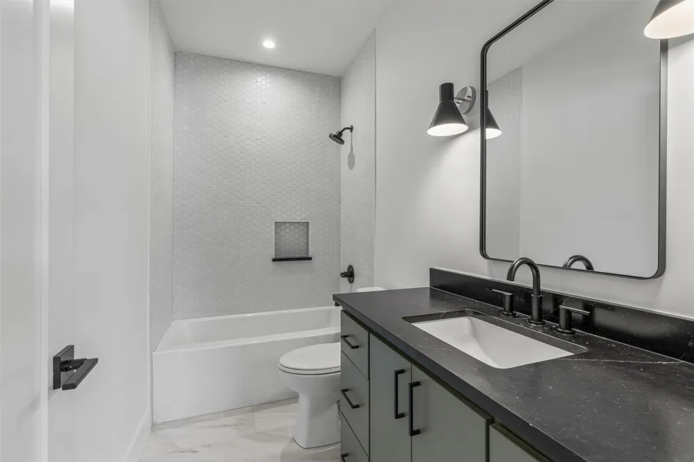 1402 Beckett Street #1B Austin, TX 78757