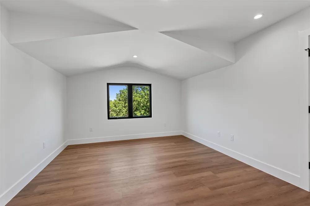 1402 Beckett Street #1B Austin, TX 78757