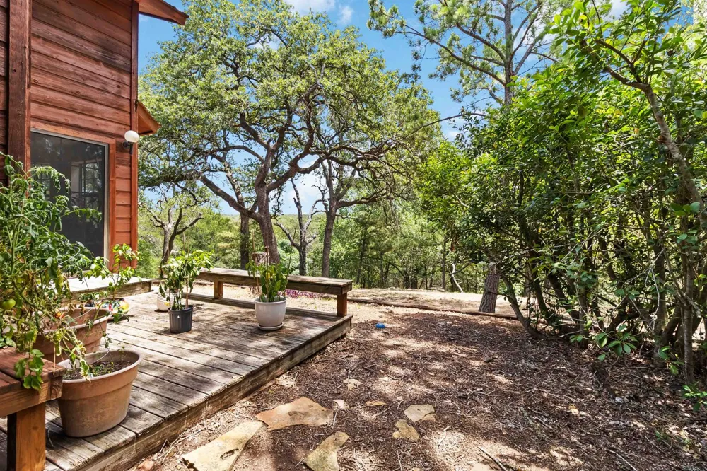 214 Laura Lane Bastrop, TX 78602