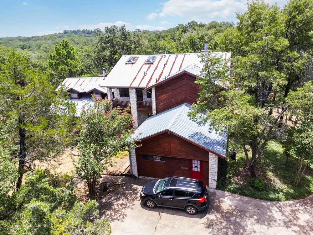 214 Laura Lane Bastrop, TX 78602