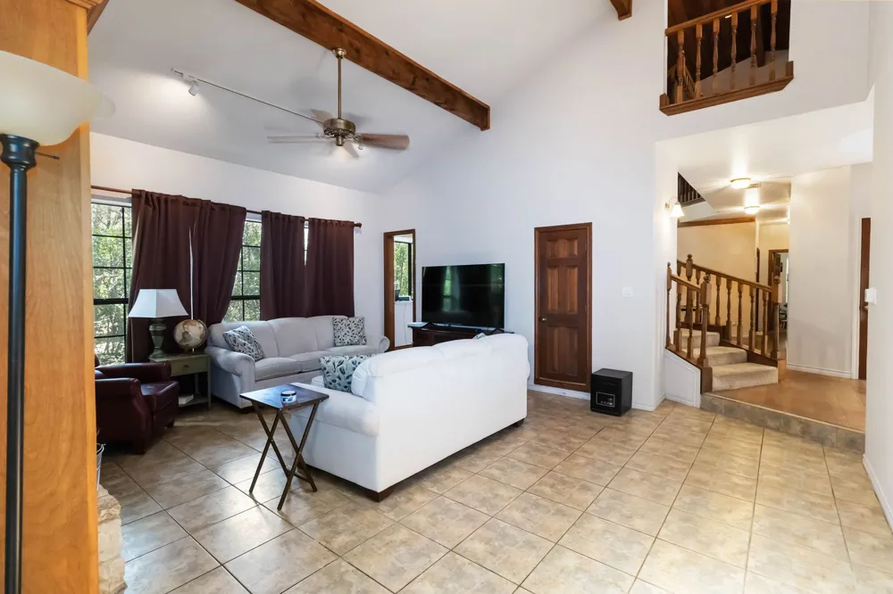 214 Laura Lane Bastrop, TX 78602