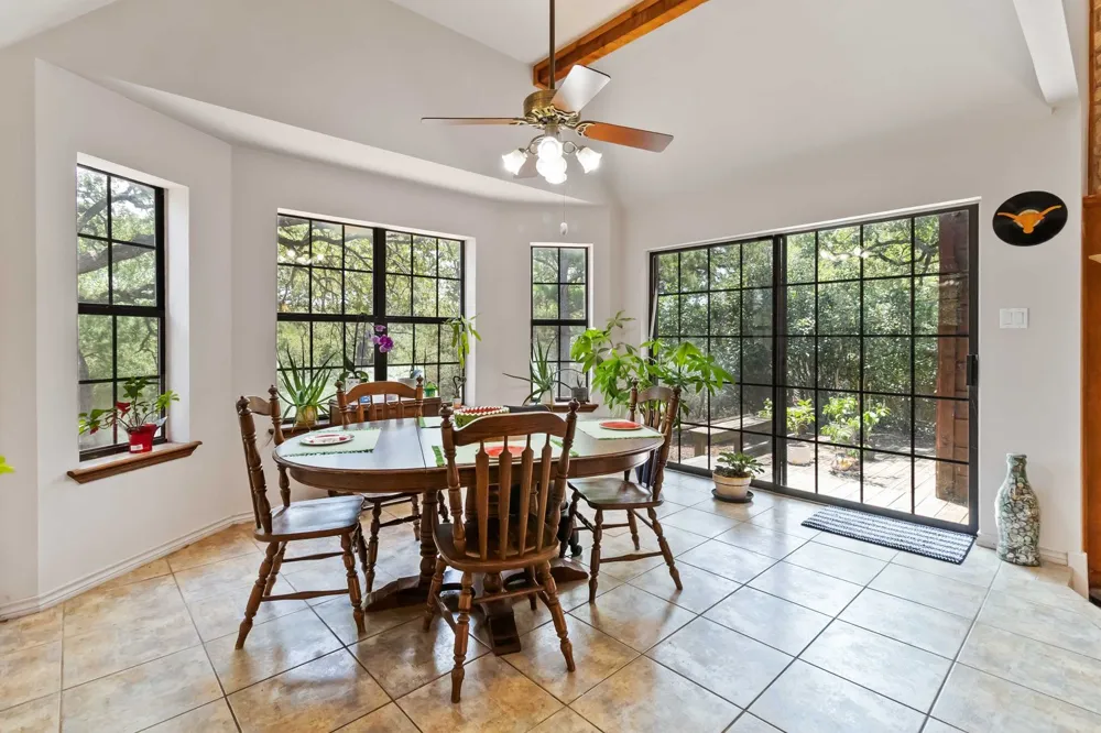 214 Laura Lane Bastrop, TX 78602