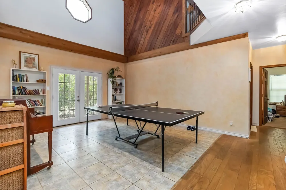214 Laura Lane Bastrop, TX 78602