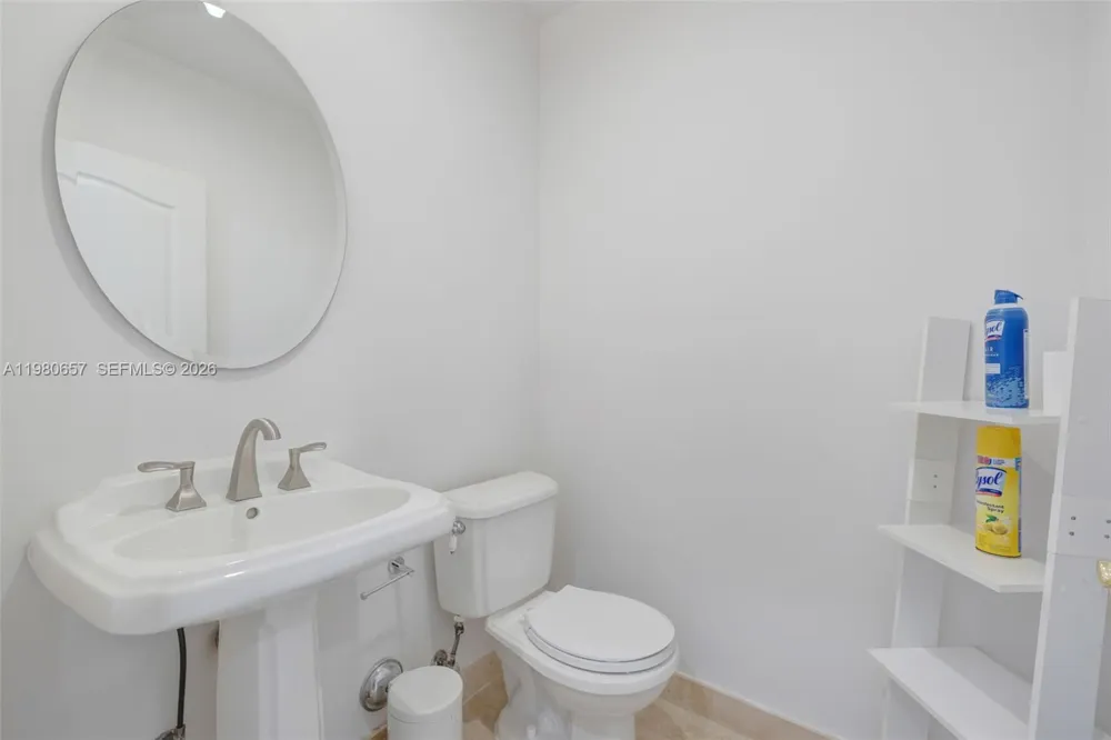 18450 NE 30th place Aventura, FL 33160