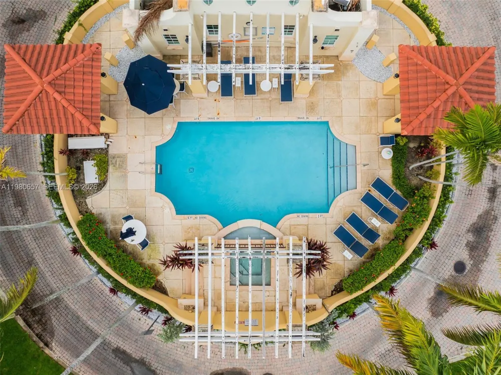 18450 NE 30th place Aventura, FL 33160