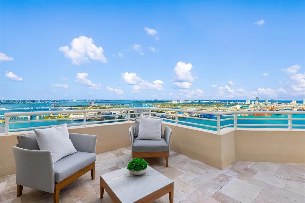 808 Brickell Key Dr #3901 Miami, FL 33131