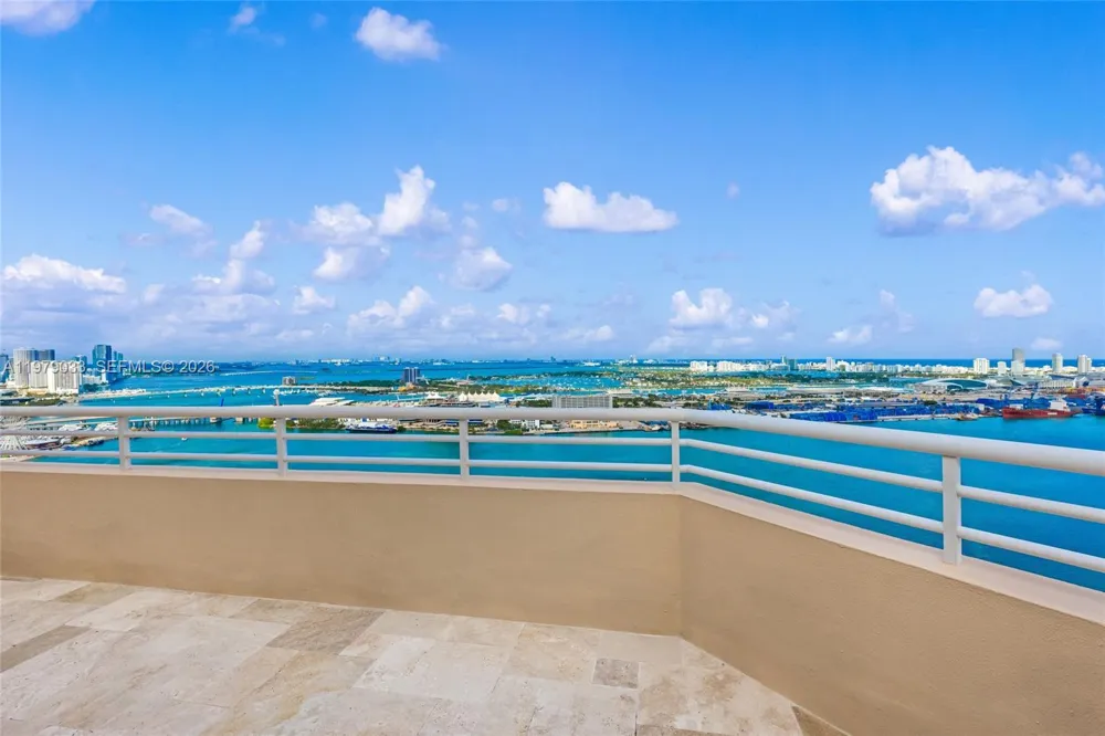 808 Brickell Key Dr #3901 Miami, FL 33131