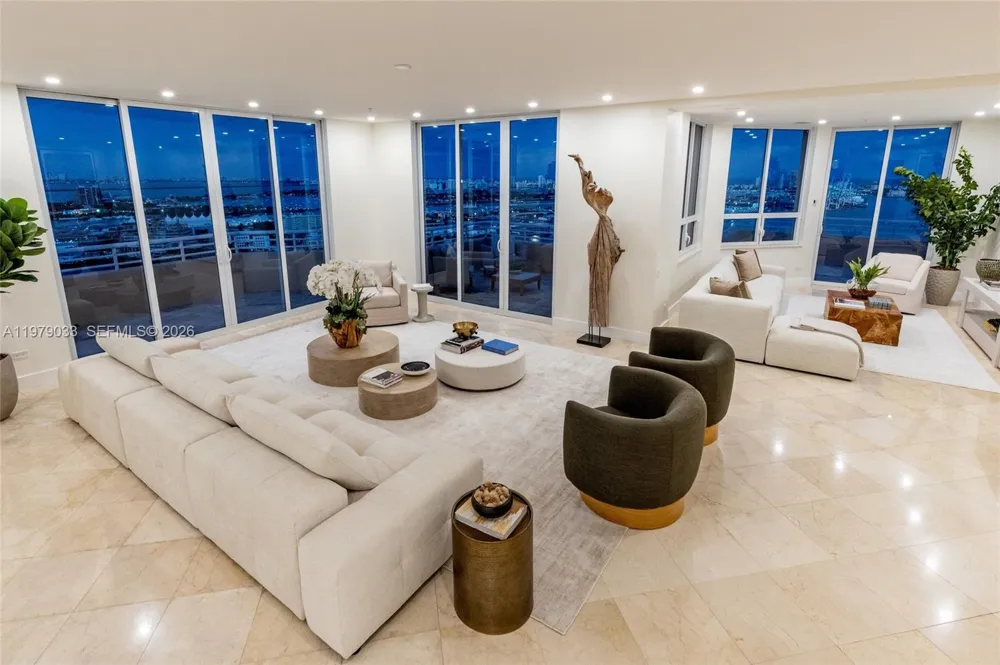 808 Brickell Key Dr #3901 Miami, FL 33131