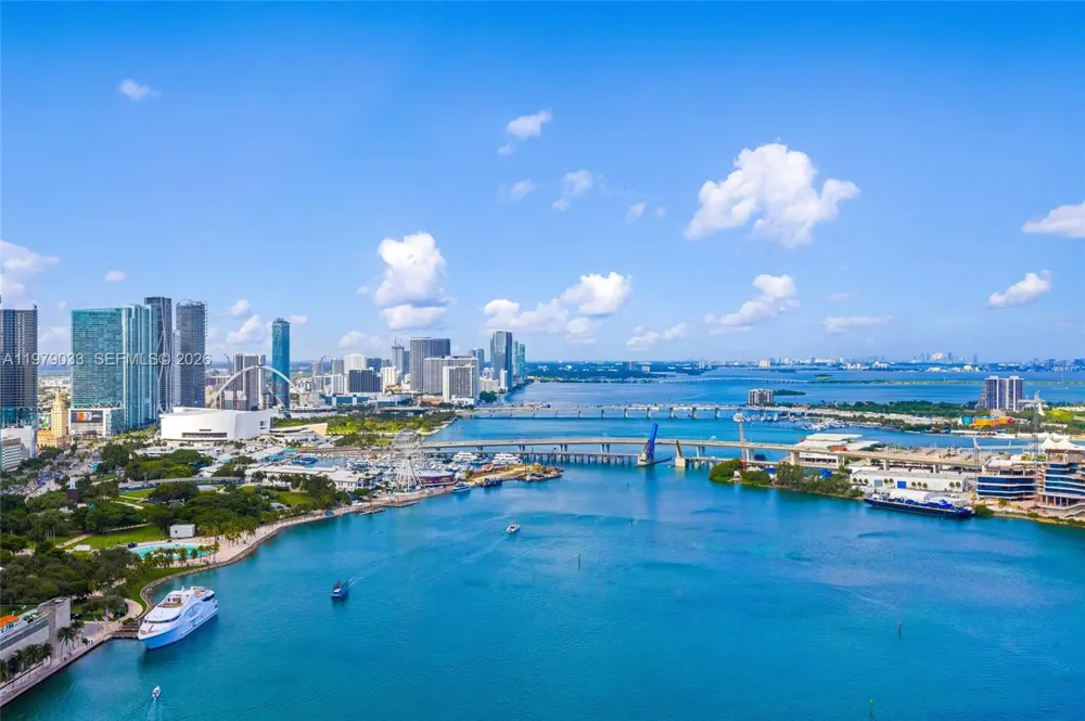 808 Brickell Key Dr #3901 Miami, FL 33131