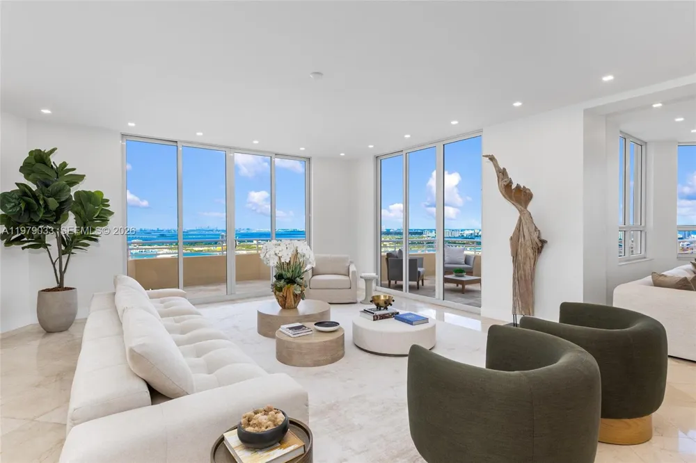 808 Brickell Key Dr #3901 Miami, FL 33131