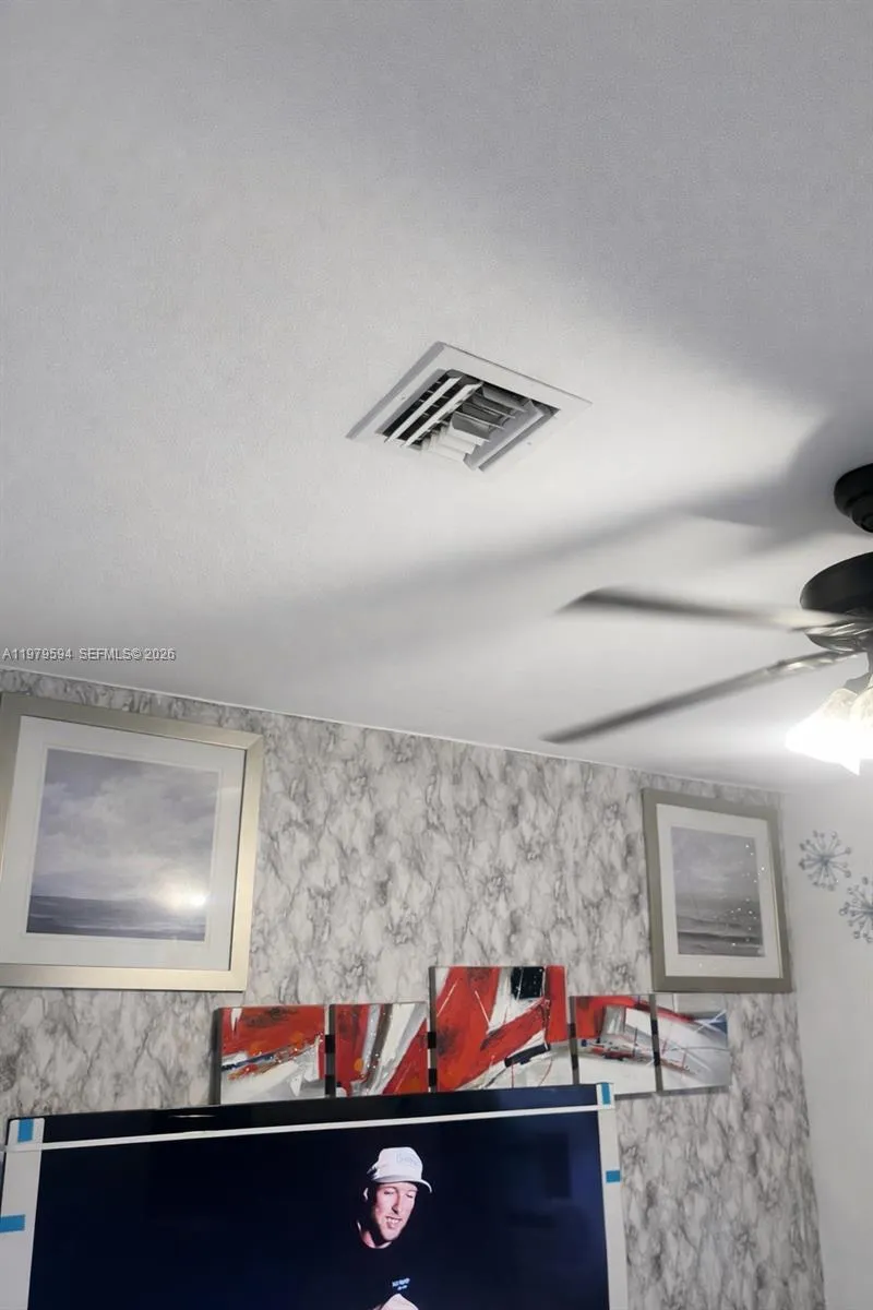 631 Jann Ave Opa-Locka, FL 33054