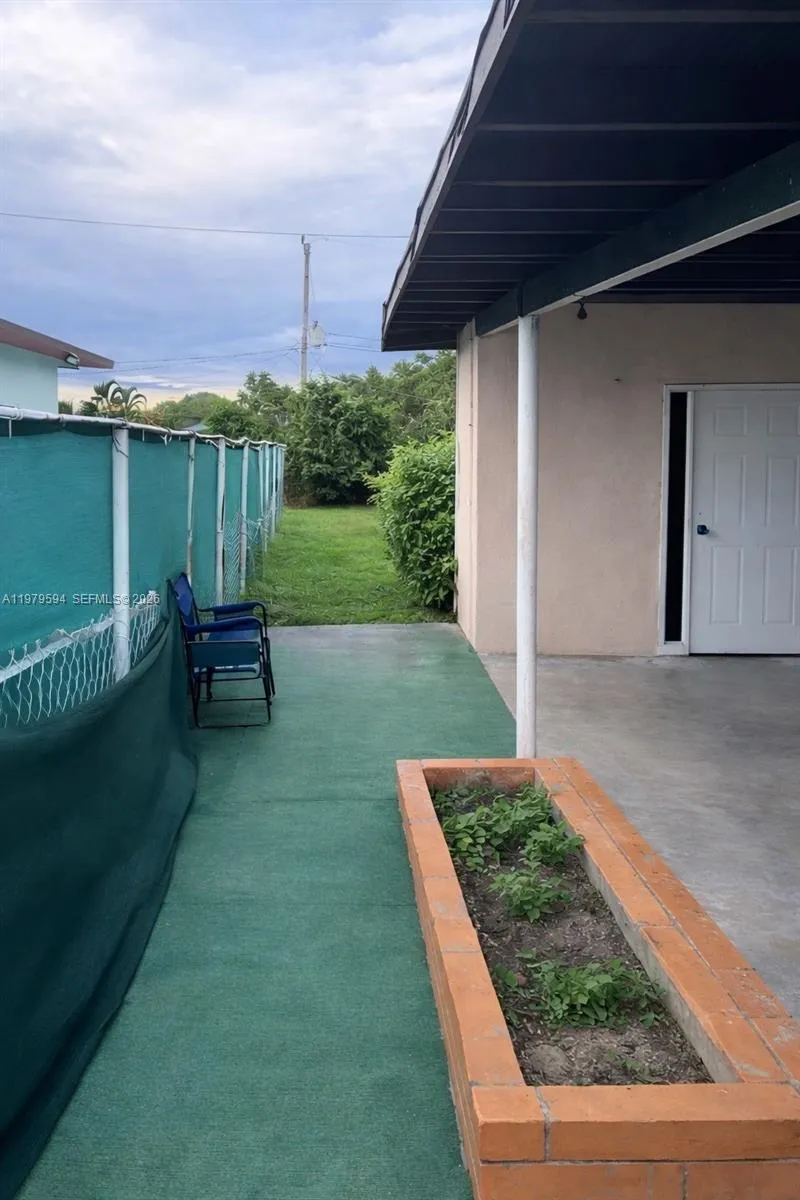 631 Jann Ave Opa-Locka, FL 33054