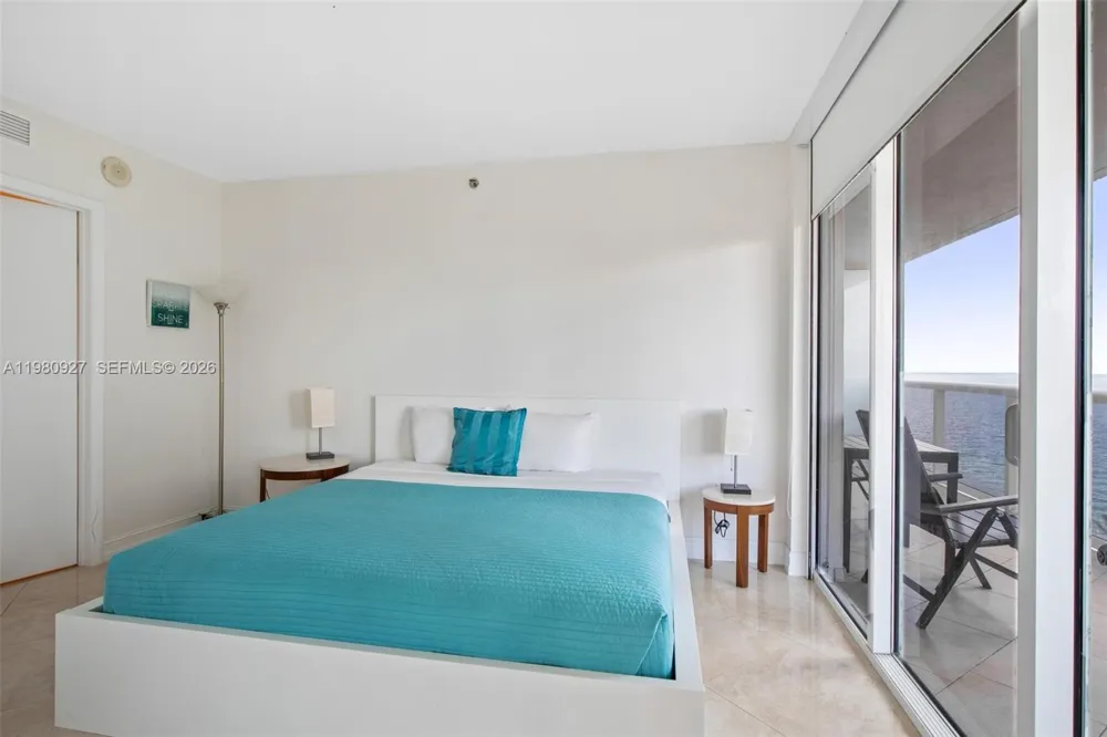 1830 S Ocean Dr #1406 Hallandale Beach, FL 33009