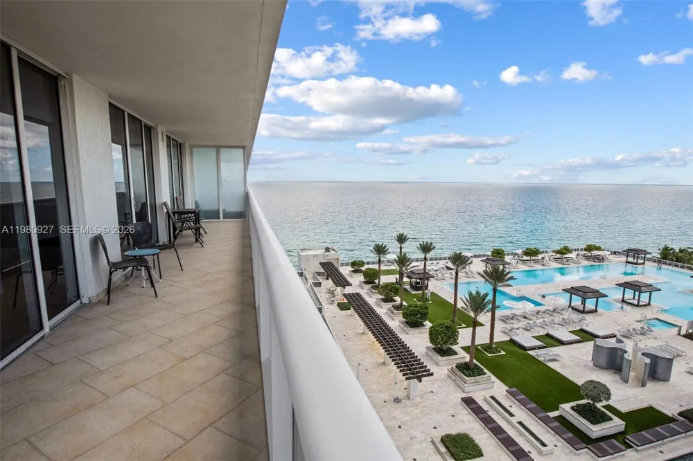 1830 S Ocean Dr #1406 Hallandale Beach, FL 33009